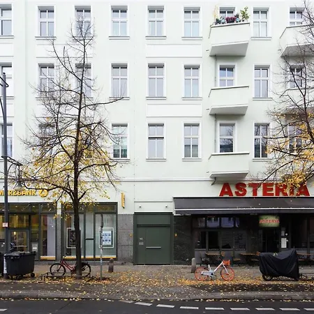Hotelroom In N13 Prenzlauer Berg New * Berlin